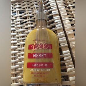 Bath Body Works Bee Merry Hand Lotion 8 oz Honey Butter Gingerbread Latte Pump
